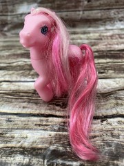 My Little Pony Jewel Pony Pink Valenshy G3 Hasbro 2004 Pink and White Mane