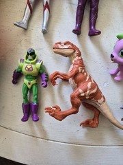 Lot Of Action Figures & Toys From Popular Animes & Cartoons! Vintage! Very Cool!