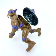 1990 TMNT Donatello w/Storage Shell includes card back and accessories preowned