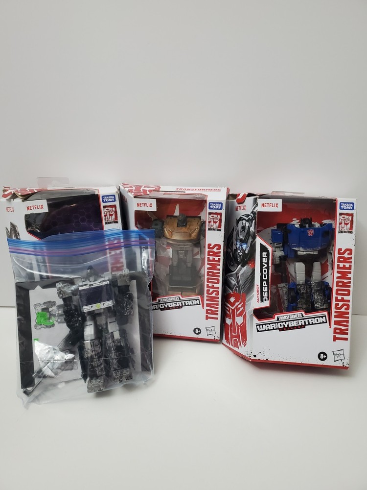 Transformers WFC Netflix Lot Sparkless Bot Deep Cover Deseeus Drone