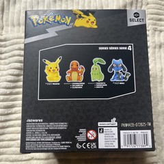 Pokémon Select Series 4 Pikachu Vinyl Figure Jazwares NEW