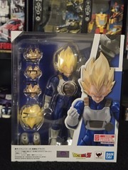 Bandai Tamashii Dragon Ball Z S.H.Figuarts Super Saiyan Vegeta Dangerous Pride