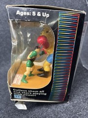 Hasbro Nintendo Punch Out!! Trophy Figure Bald Bull And Little Mac CIB **Rare**