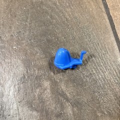 Jurassic Park Command Compound 1993 Part hatchery Blue Dino Egg Orignal Kenner