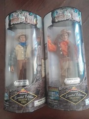 The Best of the West”Rawhide” Rowdy Yates, Matt Dillon (2) Figures 1997 NIB READ