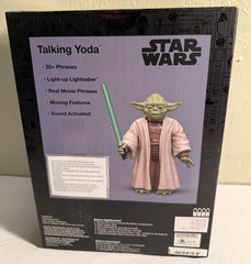 Star Wars Talking Yoda Jedi Action Figure Disney Parks. New!