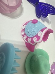 My Little Pony Accessories LOT Fence Shoes Brush Saddle Wing Cowboy Hat 11 pcs.