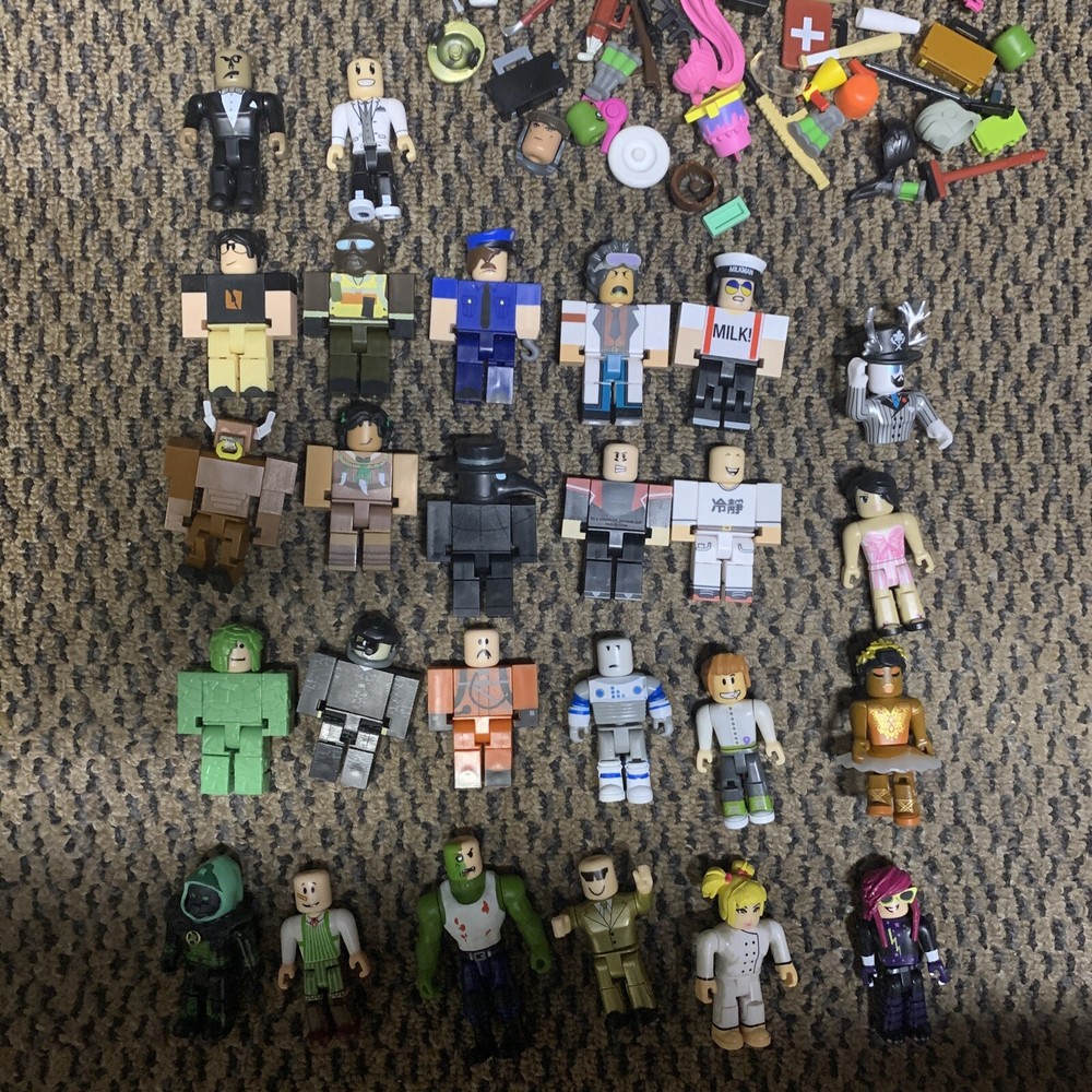 Roblox Toys Action Figures Lot With Accessories