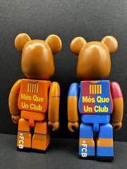 BE@RBRICK 100% FC BARCELONA 2006 home away set MEDICOM TOY Bearbrick