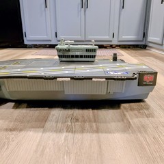 GI Joe USS Saratoga Aircraft Carrier Lights Sounds and Motor All Work 33″