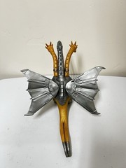 BANDAI three headed dragon Mecha King Ghidorah action figure Godzilla 13″ long