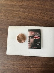 Zuru Mini Brands Books Series 1 *You Pick – Common* $4.99 Flat Rate Ship
