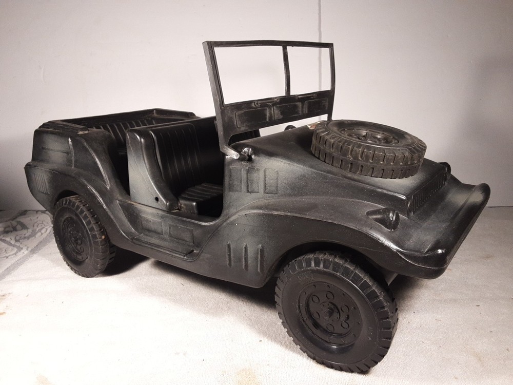 Vintage 1960’S IRWIN G.I. JOE German Staff Car Jeep All Original – Very Clean