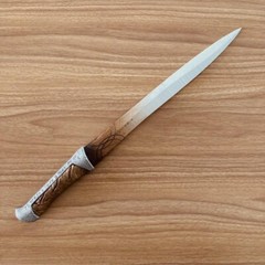 Custom 3D Printed Crysknife Knife Blade Replica Prop 1:1 (Painted)