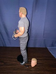 Hot Toys MMS307 Terminator T-800 Guardian Genisys 1/6 Figure Used Arnold
