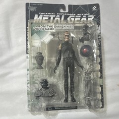 McFarlane Toys Metal Gear Solid Action Figure Set Boxed w/ Rifle Knife Pistol