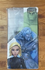 N A908 FIGURE MARVEL TOYBOX DISNEY AVENGERS HULK THOR HAWKEYE BLACK WIDOW