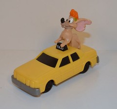 RARE 1996 Tito Taxi 3.25″ McDonald’s EUROPE Action Figure Disney Oliver Company