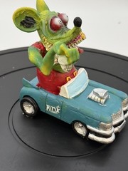 VRHTF RARE SUPER COOL ED “BIG DADDY” ROTH RAT FINK ” WITH COOL CAR”