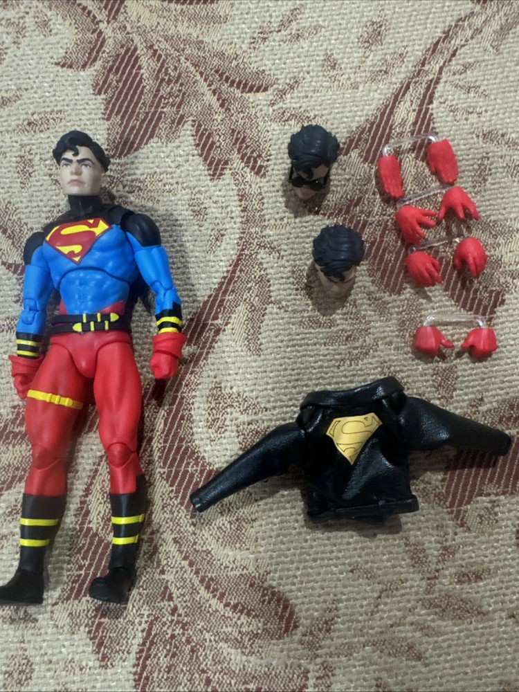Medicom Toy MAFEX No. 232 Superboy Return of Superman . New. No Box. Never Displ