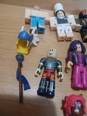 ROBL0X Action Figures Mixed Lot Of 14