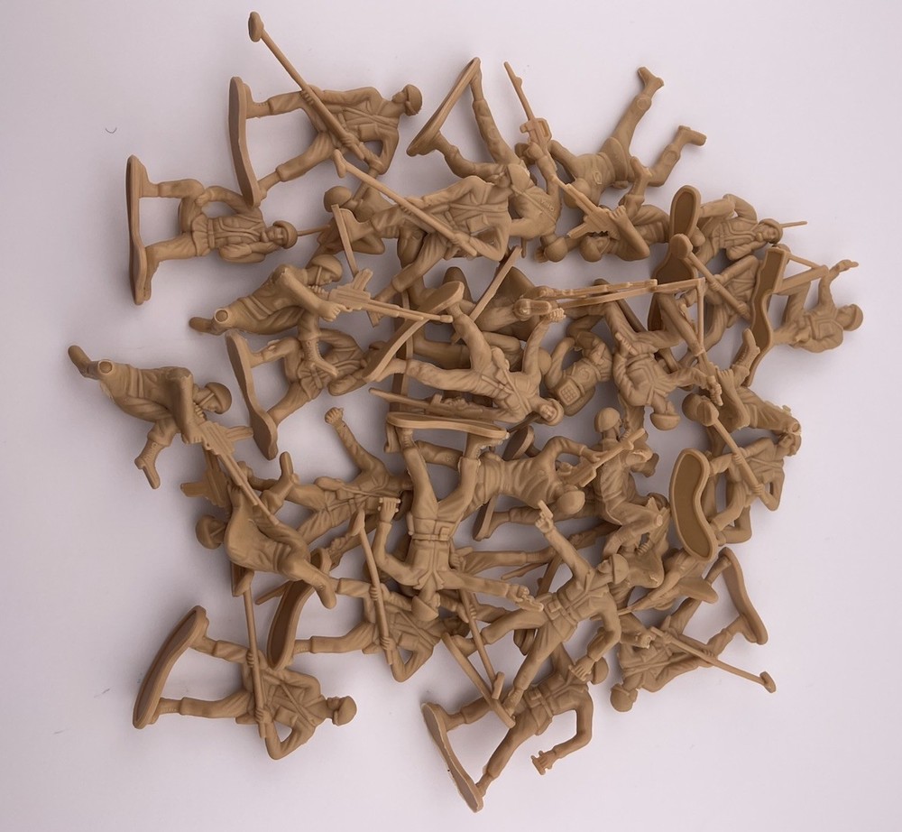 Plastic Army Men Toy Mini Soldiers Tan Lot 34 Pieces 2-2.75” Diverse Poses