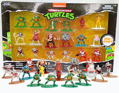 Teenage Mutant Ninja Turtles Jada Toys Nano Metalfigs Diecast Comic Book Set NEW