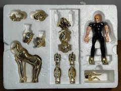1990’s Vintage Saint Seiya S-06 St Fighter Gold Saints Clothes Capricorn Shura