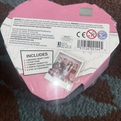 BlackPink Broken Heart Superstars Mystery Pack Pink Case w/ White Wrap 8 Pieces