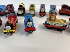 Vintage Thomas The Tank Engine & Friends Metal DieCast Magnetic Trains Lot Of 15