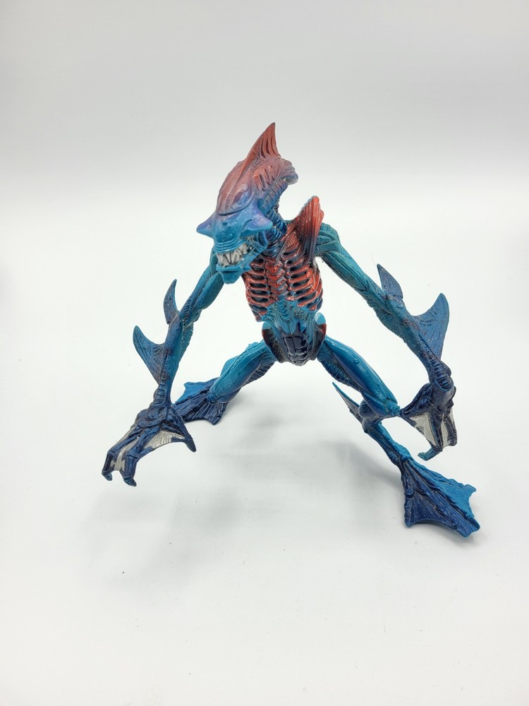 Alien 1997 Fox Action Figure Pre-Owned (No Tail) Sci-Fi Toy Space