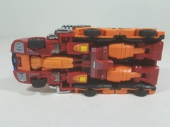 DX9 – D06 – Carry (Hot Rod, Rodimus) – Original Color Release