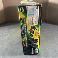 1996 BATMAN FOREVER BATMOBILE TRIPLE ACTION VEHICLE SET NEW SEALED BATWING KENNE