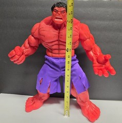 Jumbo Red Hulk vinyl action figure, from Mexican manufacturers 18″