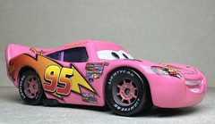 Disney Pixar Cars Hot Pink Lightning McQueen Diecast 1:55 FC Rust-Eze Piston Cup
