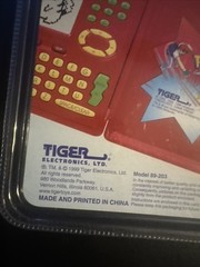 Pokemon Pokedex 1999 Tiger Electronics Original Vintage & Sealed Nintendo/Hasbro
