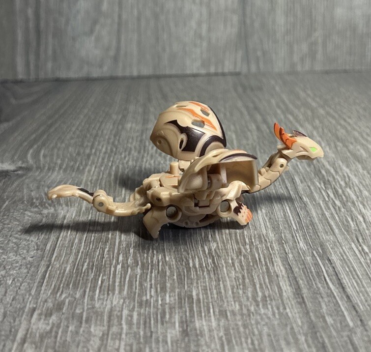 Bakugan Dharak Tan Subterra 620G Battle Brawlers Figure DNA Gundalian Invaders