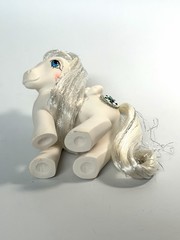 My Little Pony Vintage G1 Pegasus PRINCESS TIFFANY White Jewel 1980s