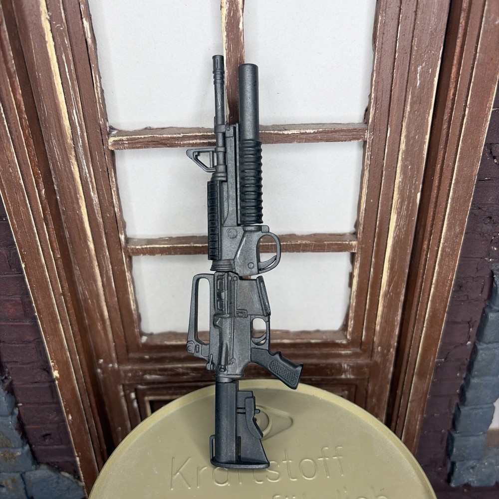 1/6 SCALE m4 with 40mm launcher