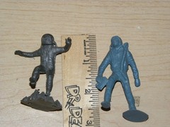 Lot Of 2 Military Figures Action PILOT AND ASTRONAUT VINTAGE 1960’S