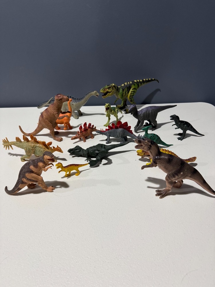 Vintage Dinosaur Toys Lot of 16 Mixed Rubber and Plastic Dino Figures
