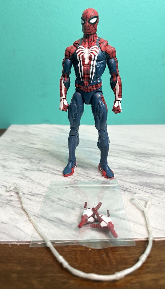 Hasbro Marvel Legends Gamerverse Spider-Man PS4 GameStop Exclusive Complete