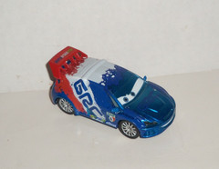 Disney Pixar Cars 2 Raoul CaRoule GRC World Grand Prix #6 Die cast Car