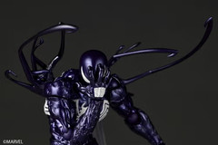 Revoltech Yamaguchi Symbiote Spider-Man Purple Ver. Action Figure w/ Bonus