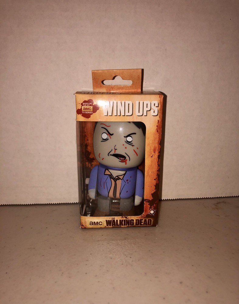 AMC’s The Walking Dead Wind Ups WALKER 2013 New in Unopened Box Bulls i Toy