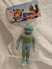 Tetsujin Tiger Seven Oil Genjin 5.5 Inch Soft Vinyl Sofubi Bullmark