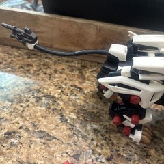 2002 Hasbro Tomy Zoids White Liger Zero Action Figure Robot Lion Tiger UNTESTED