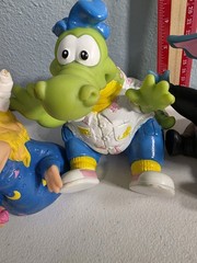 3 Pizza Hut 1990 Eureekas Castle Set Magellan Batly Vinyl 6″ Figure Hand Puppet