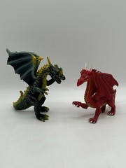 2 Dragon Action Figures 2007 Green Yellow “Dark Dargon” & Plastoy Red Yellow 👀