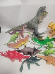 Dinosaurs Lot Of 20 Hard Plastic/Rubber Toys, Mixed Sizes & Brands.